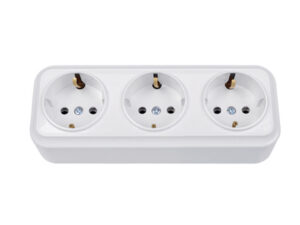 Розетка 3-ая (открытая, с/з) белая, Вариант, Bylectrica (РА16-0162) (BYLECTRICA)