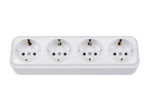 Розетка 4-ая (открытая, с/з) белая, Вариант, Bylectrica (РА16-0182) (BYLECTRICA)